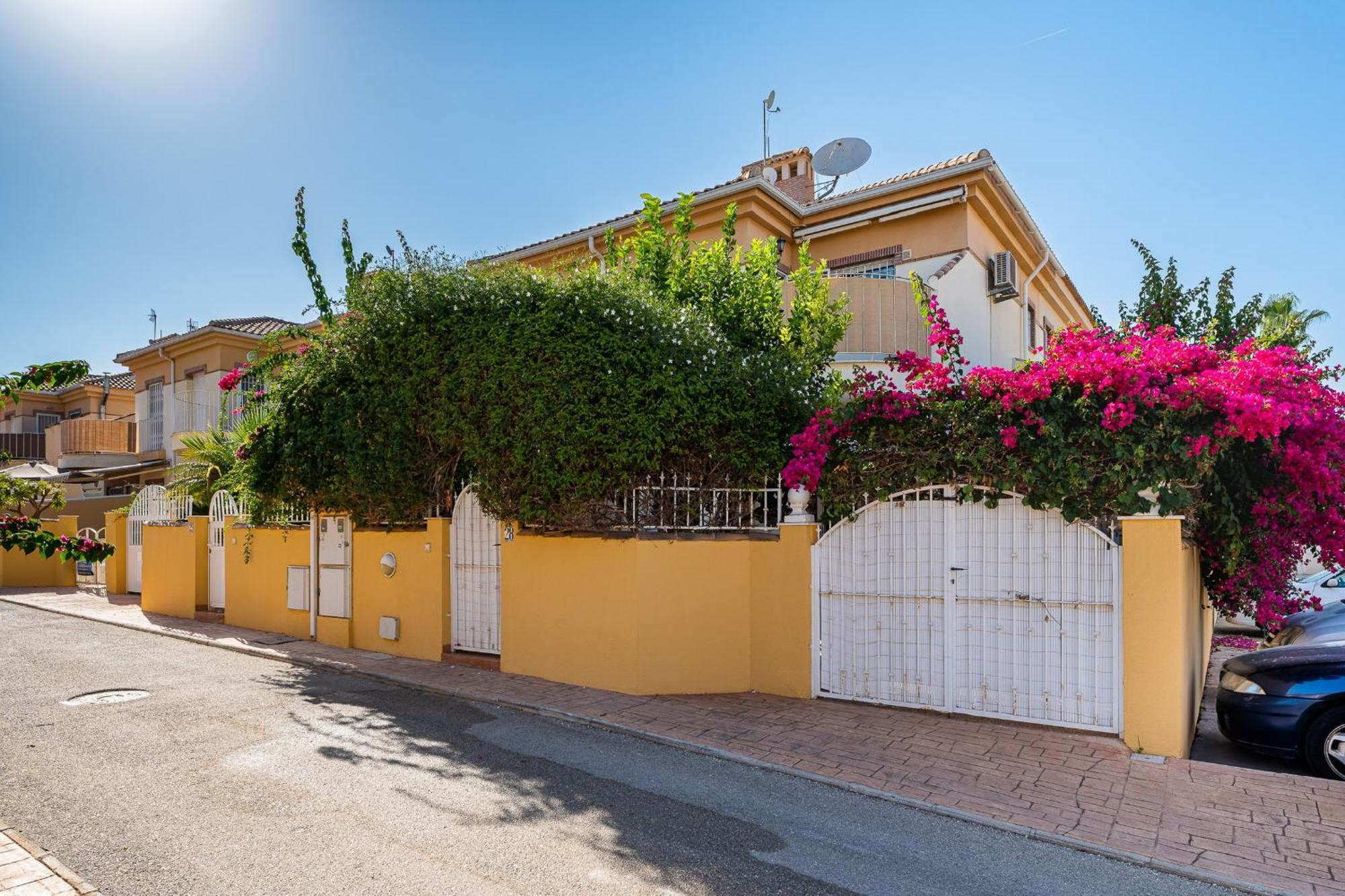 Garden Sweets Chalet Orihuela Exterior foto